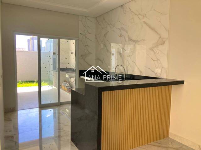 Casa para Venda em São José dos Campos - 5