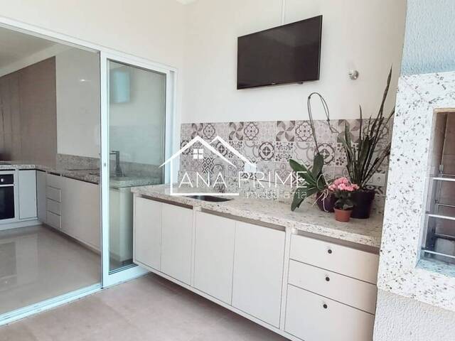 Casa para Venda em São José dos Campos - 5