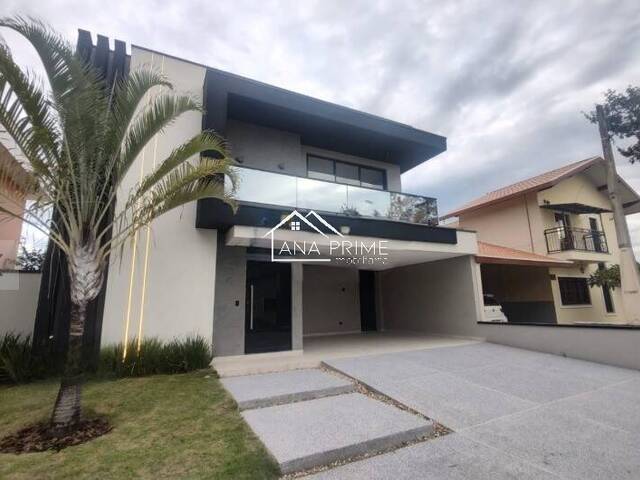 Venda em Condomínio Terras do Vale - Caçapava