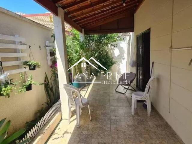 Casa para Venda em São José dos Campos - 4