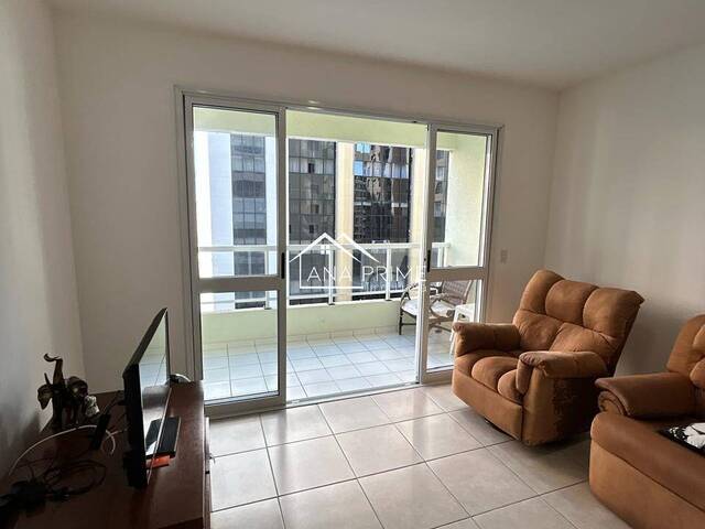 Apartamento para Venda em São José dos Campos - 3