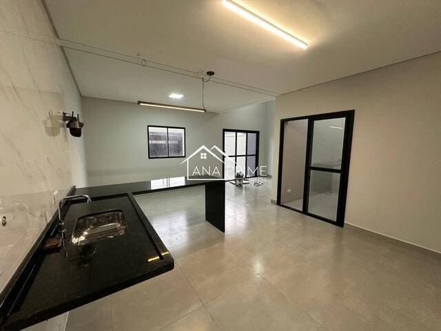 Casa para Venda em São José dos Campos - 4