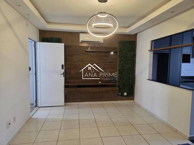 Casa para Venda em São José dos Campos - 4