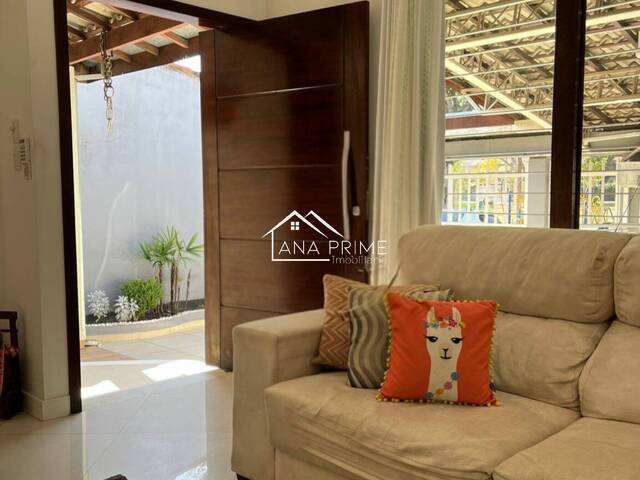 Casa para Venda em São José dos Campos - 5