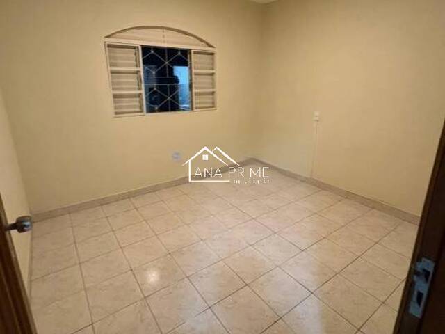 Casa para Venda em São José dos Campos - 5