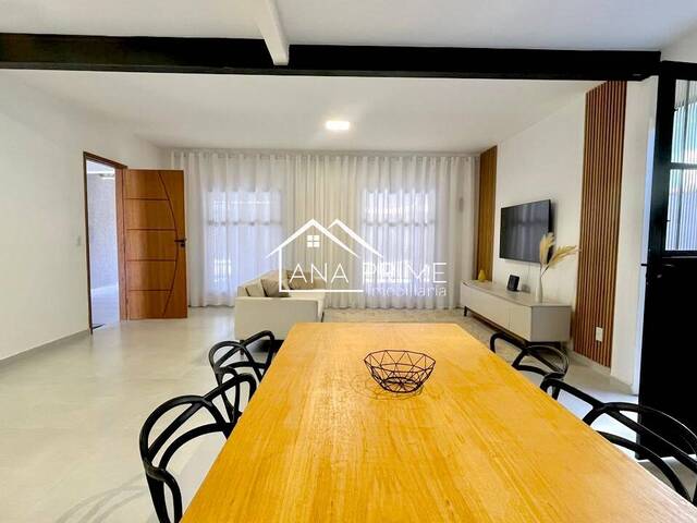 Casa para Venda em São José dos Campos - 4