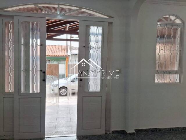 Casa para Venda em São José dos Campos - 5