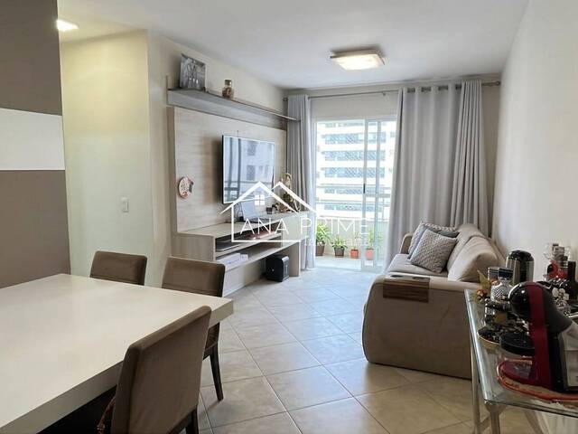Locação em Parque Residencial Aquarius - São José dos Campos