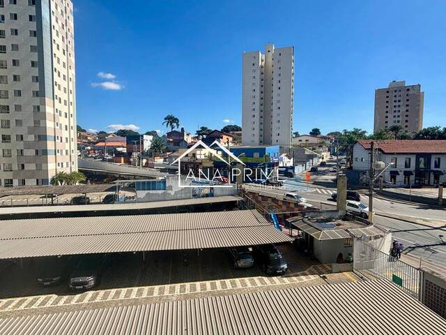 Venda em Monte Castelo - São José dos Campos