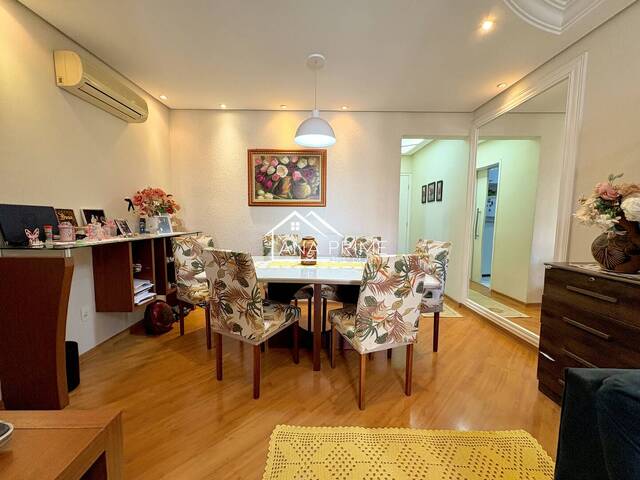 Apartamento para Venda em São José dos Campos - 2