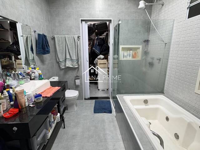 Casa para Venda em São José dos Campos - 4