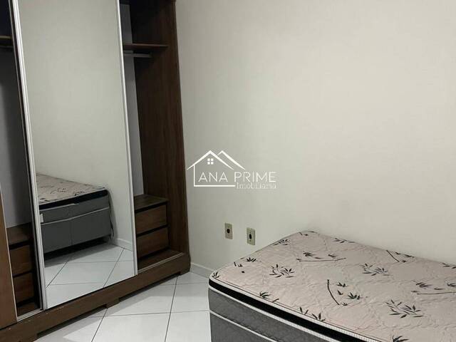Apartamento para Venda em São José dos Campos - 2