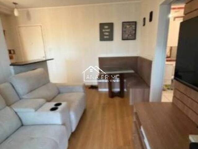 Apartamento para Venda em São José dos Campos - 2