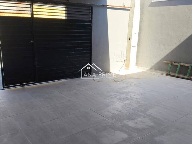 Sobrado para Venda em São José dos Campos - 4