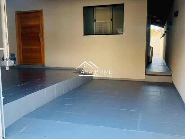 Casa para Venda em Caçapava - 2