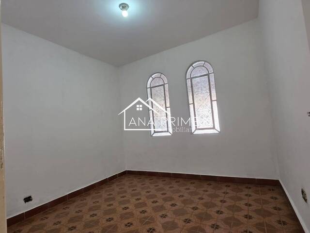 Casa para Venda em São José dos Campos - 3