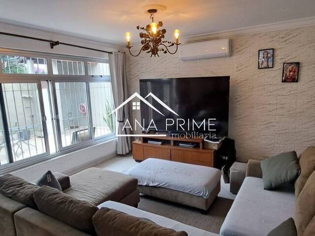 Casa para Venda em São José dos Campos - 3