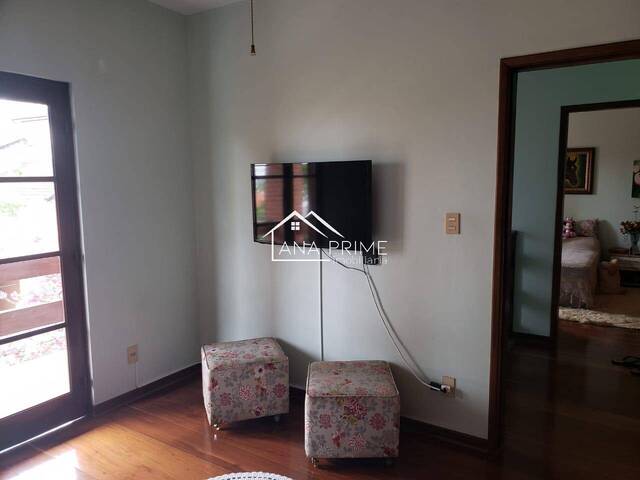 Casa para Venda em São José dos Campos - 4