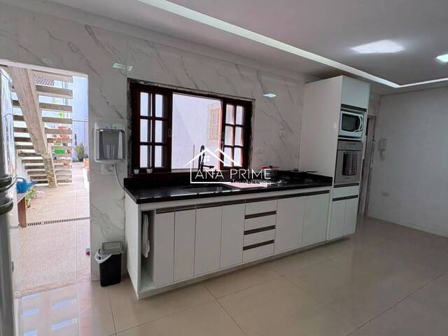 Casa para Venda em São José dos Campos - 4