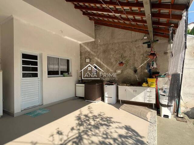 Casa para Venda em São José dos Campos - 5