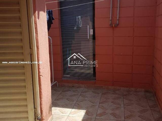 Casa para Venda em São José dos Campos - 5
